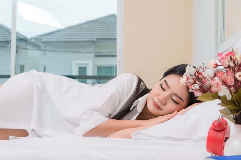 Mơ thấy bướm phụ nữ báo hiệu điều gì
