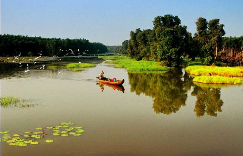 Sông nước gắn bó với cuộc sống của chúng ta Sông nước gắn bó với cuộc sống của chúng ta